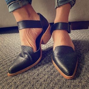 YES Mekong Mary Jane